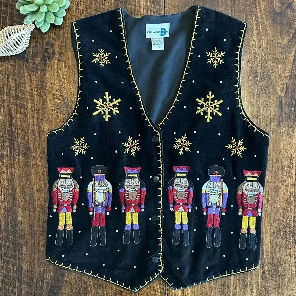 Vintage 90’s Nutcracker Vest - Black Velvet Embroidered Holiday, Size S